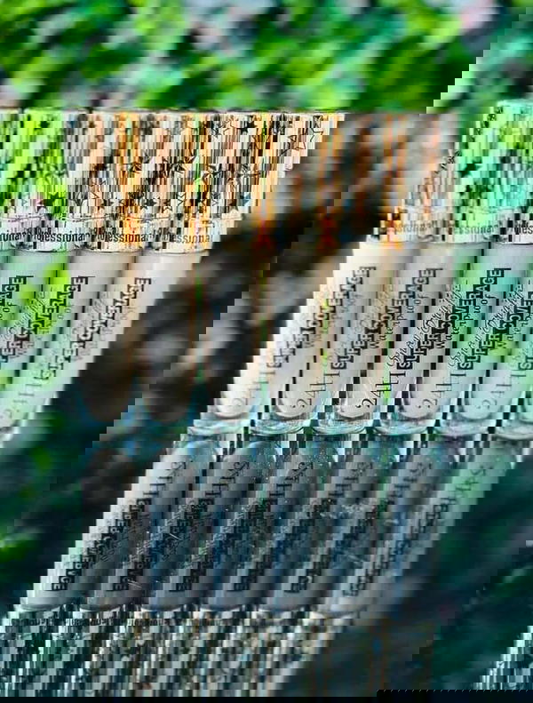 كونسيلر سنو برايت 2501 Image 4 Preview
