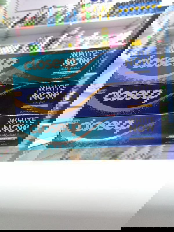معجون اسنان كلوز اب وايت ناو+فرشاة هدية Image 2 Preview