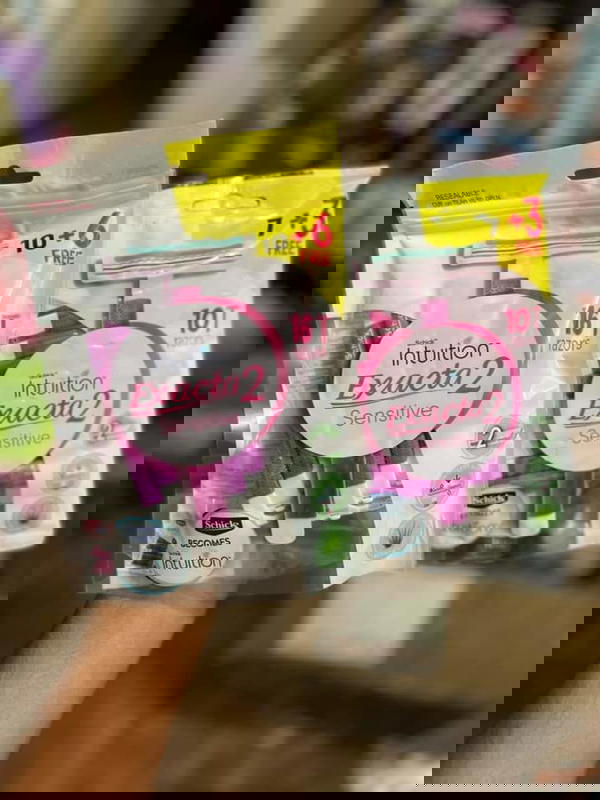 ماكينة Schick Intuition Sensitive Image 1 Preview