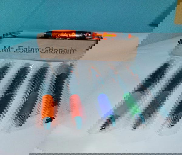 قلم مضئ محفور بااسمك Image 2 Preview