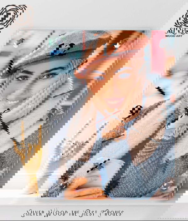 ساعة حائط بصورة  Image 1 Preview