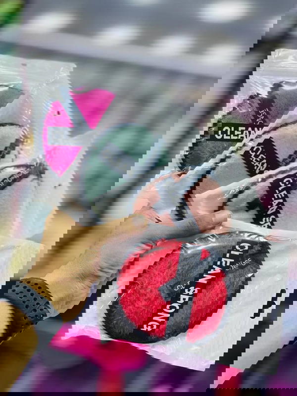 سبونج ازالة الميكب Image 3 Preview