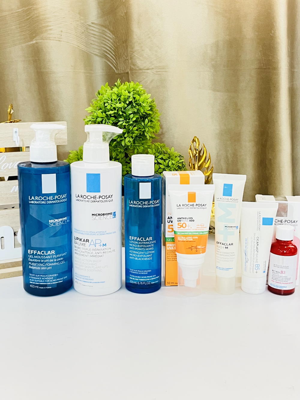 مجموعه لاروش مكونه من 7منتجات Preview Image