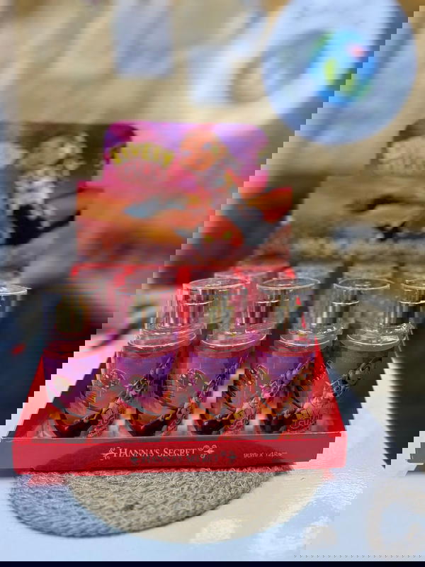 عطر لوفلي كيل Image 1 Preview