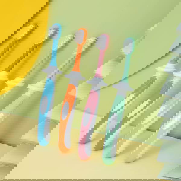 فرجة اسنان اطفال Image 2 Preview