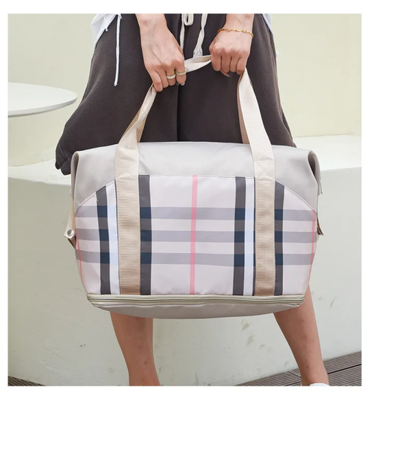 حقيبة بربري Image 2 Preview