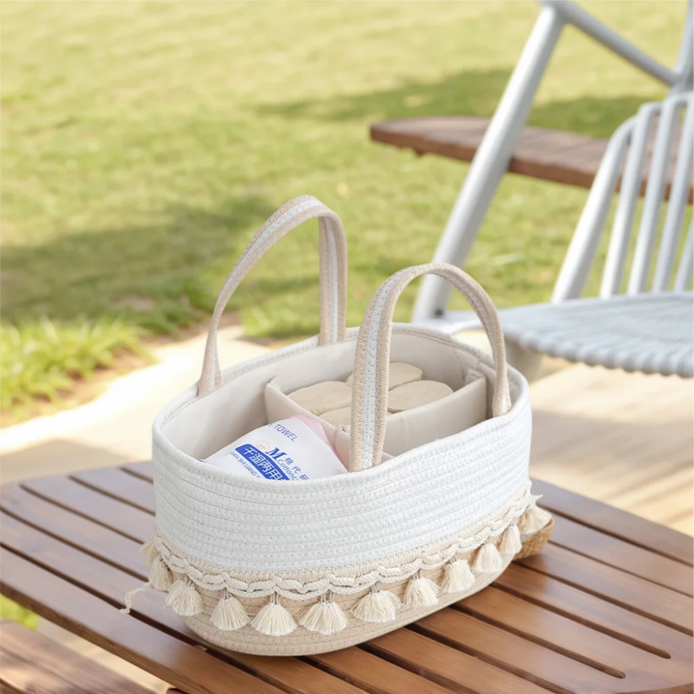 سلة مستلزمات ريشية Preview Image