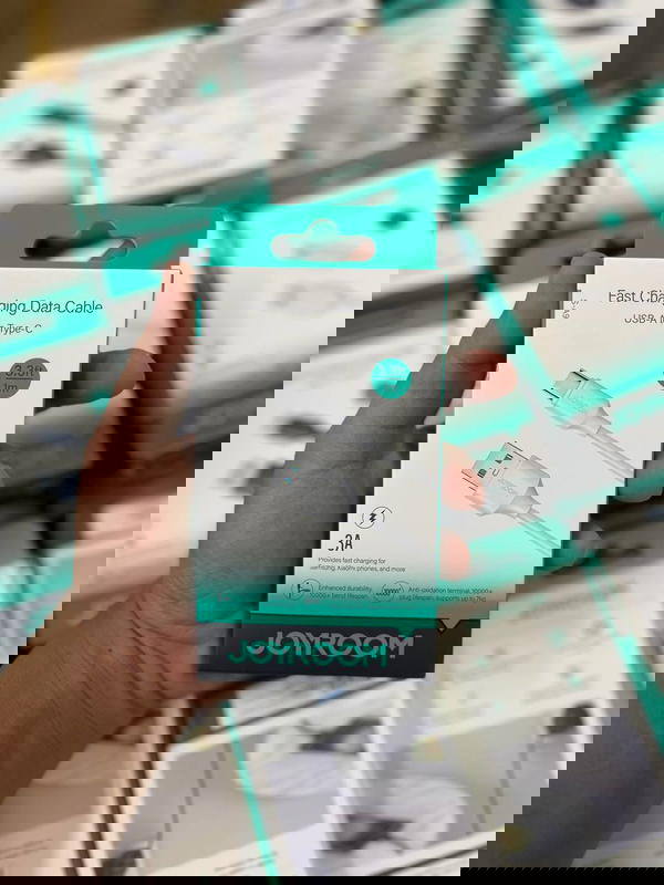 كابل شحن ومزامنة بيانات 3 امبير لشحن فائق السرعة من جوي رووم Image 1 Preview