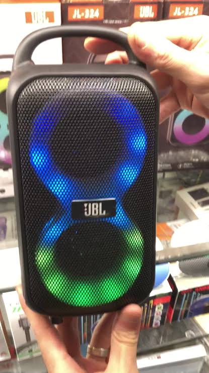 صب ووفر JBL Preview Image