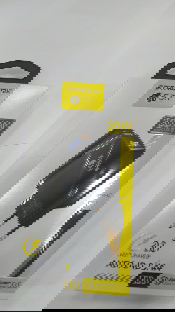 شاحن سريع 30 وات من Strong مرفق كابل الشحن  Image 1 Preview