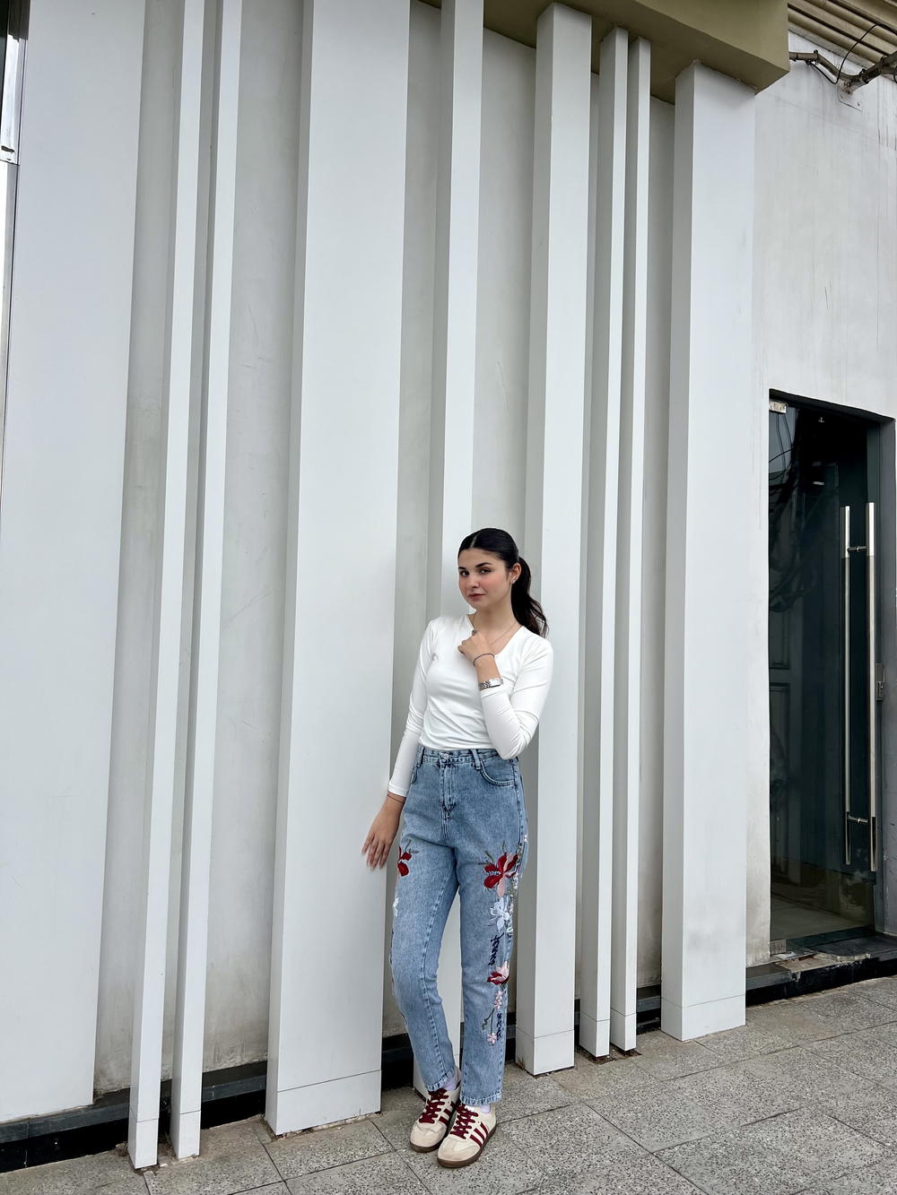 بنطلون جينز—Jeans pants Preview Image