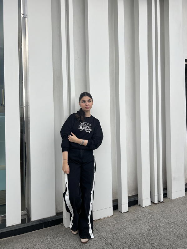تيشرت كروب اوفر سايز—Oversized crop T-shirt Image 1 Preview