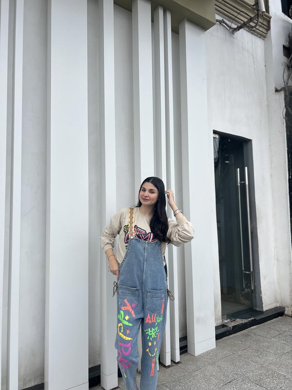 تيشرت كروب اوفر سايز—Oversized crop T-shirt Image 1 Preview