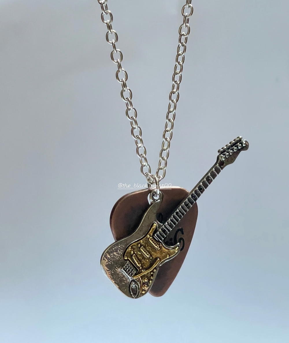 Guitar Pick Preview Image