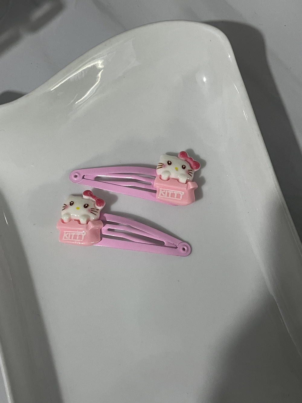 Hello Kitty hair clips Preview Image