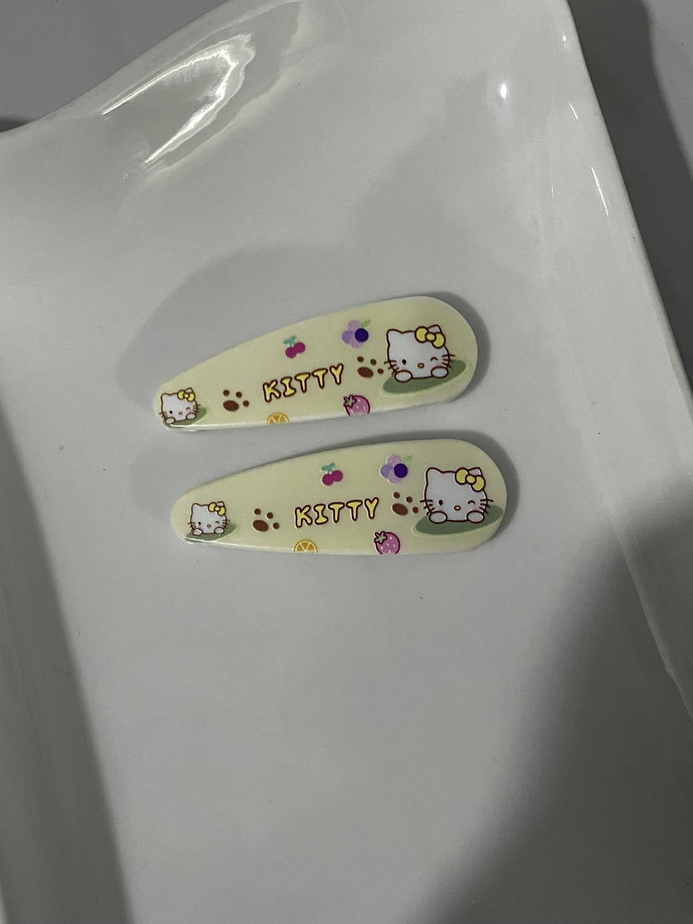 Hello Kitty hair clips Preview Image