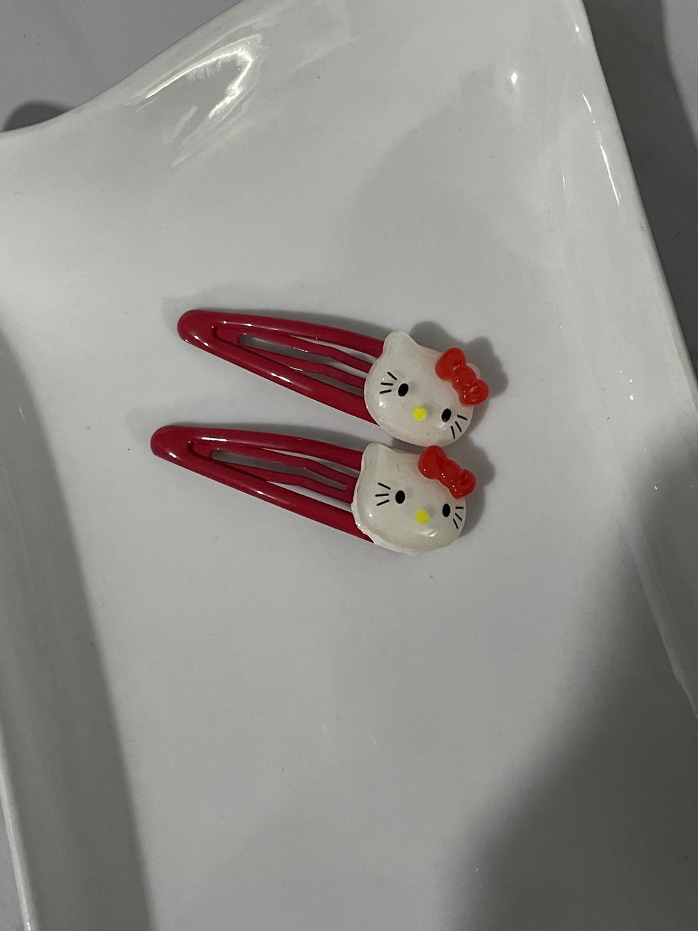 Hello Kitty hair clips Preview Image