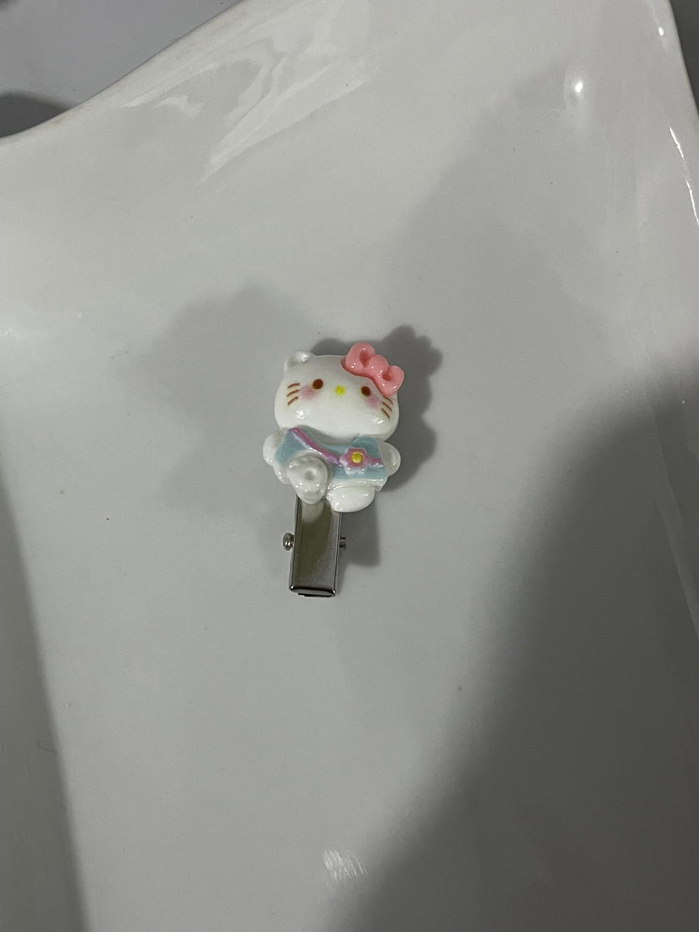 Hello Kitty hair clips Preview Image