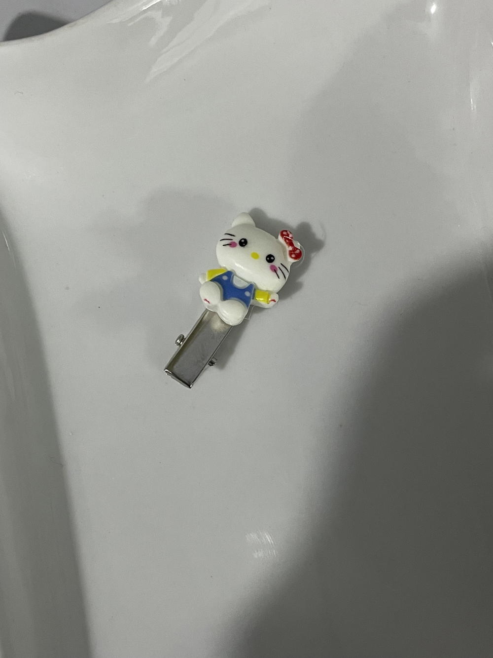 Hello Kitty hair clips Preview Image