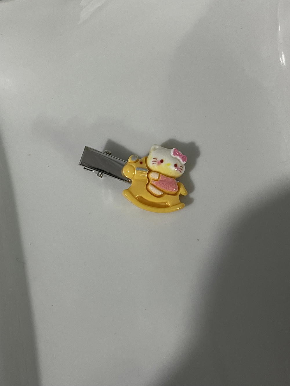Hello Kitty hair clips Preview Image