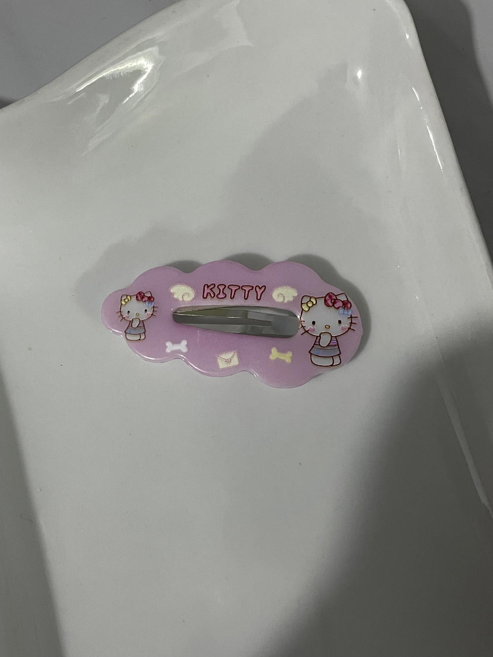 Hello Kitty hair clips Preview Image
