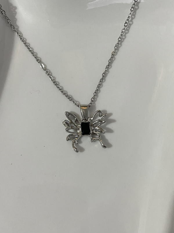 Necklace Image 1 Preview