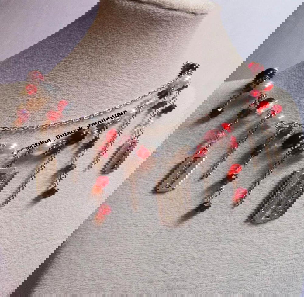 Razor Blade necklace  Preview Image