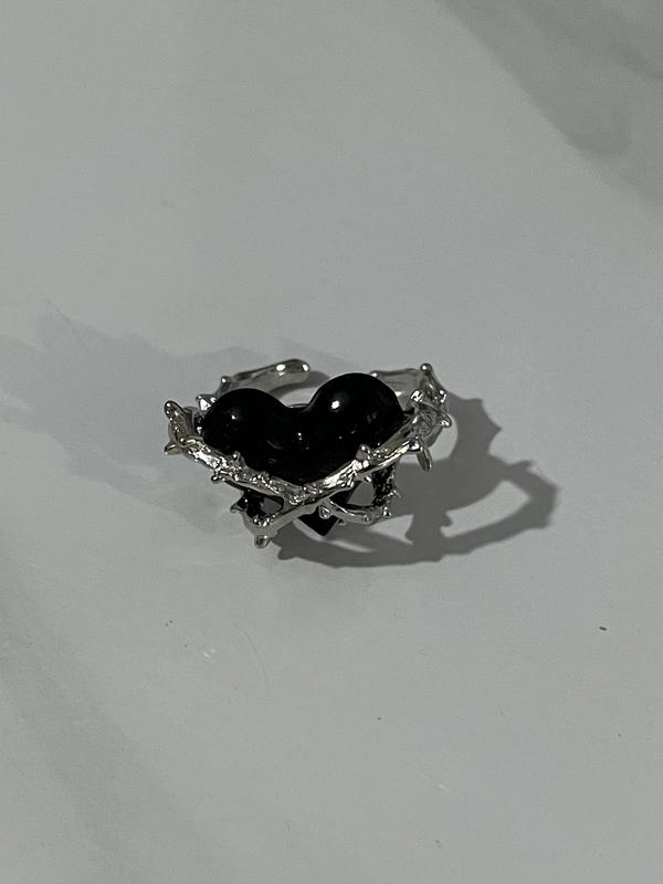 Silver heart ring Image 2 Preview