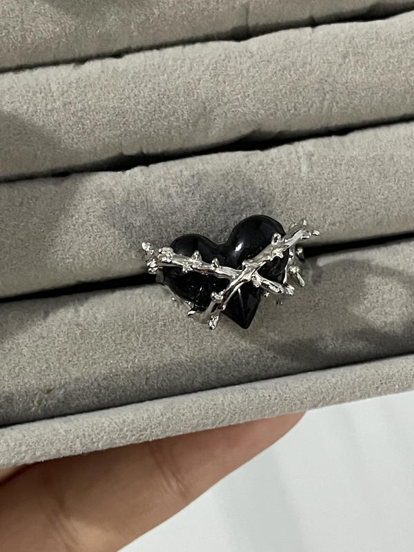 Silver heart ring Image 3 Preview