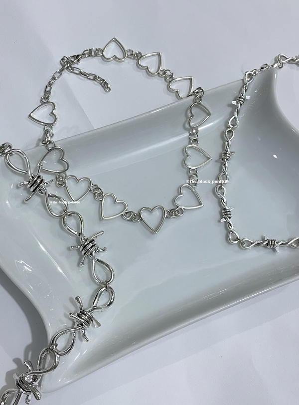 Twisted Barbed Chain Image 3 Preview