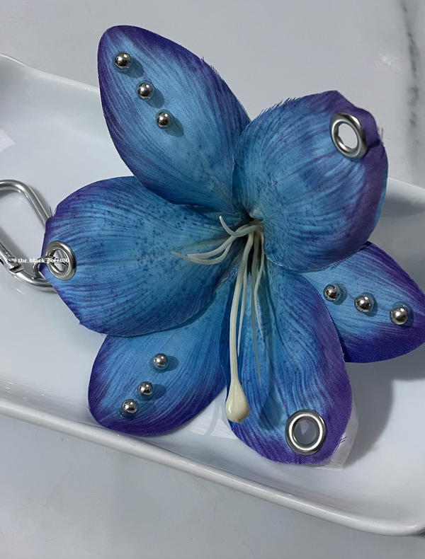 Fairycore  Lily Flower Bag Charm Image 2 Preview