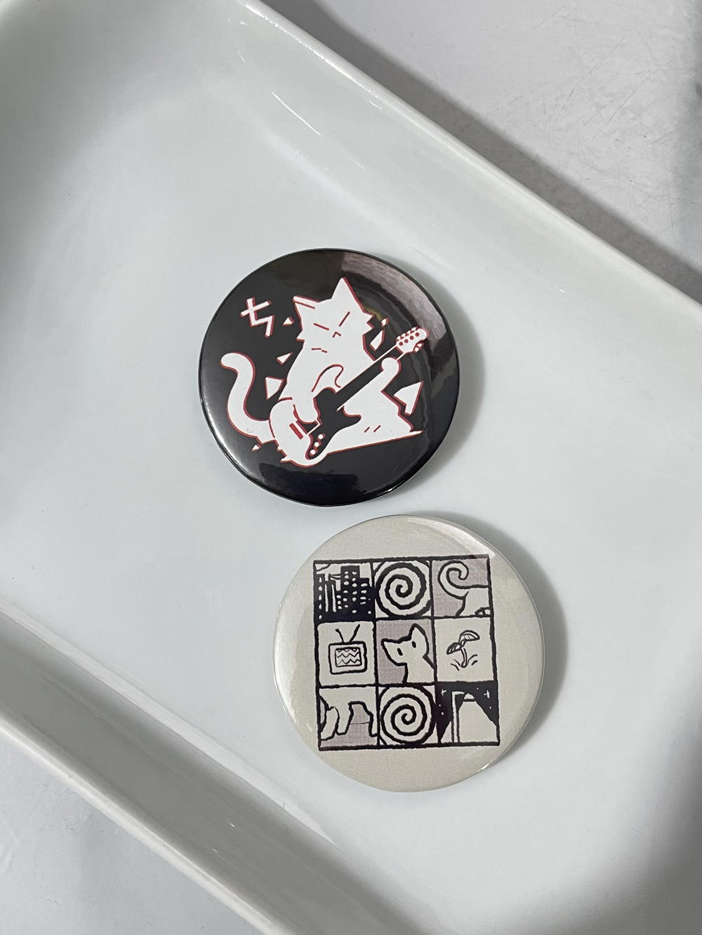 bag brooches  Preview Image