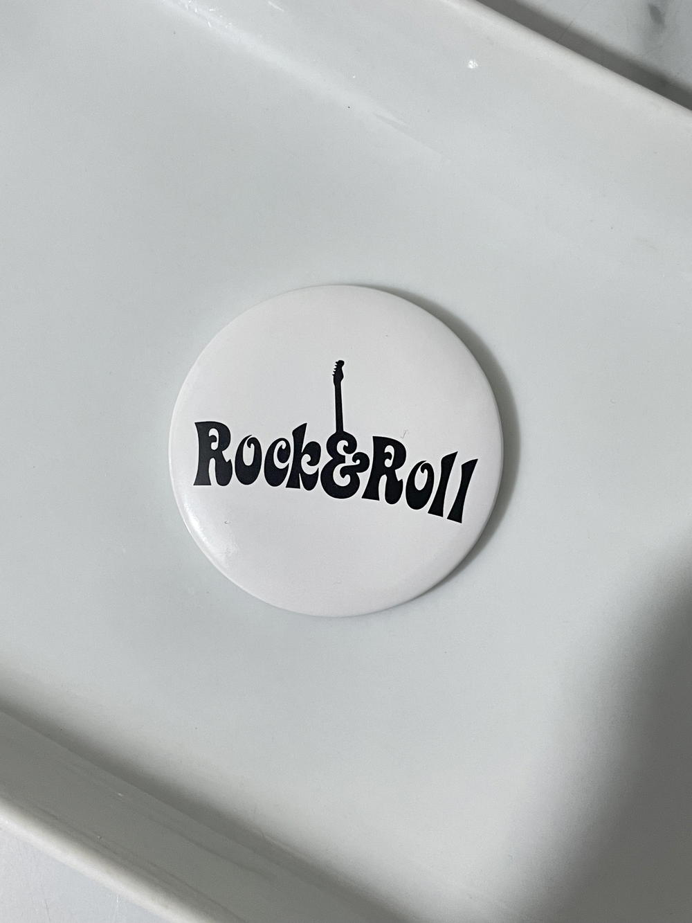 bag brooches  Preview Image