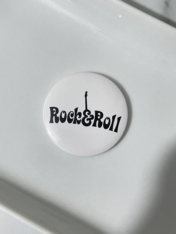 bag brooches  Image 1 Preview