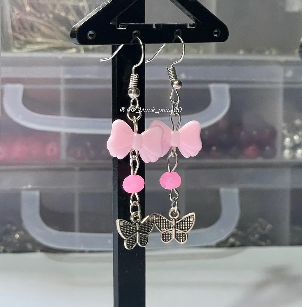 earrings  Preview Image