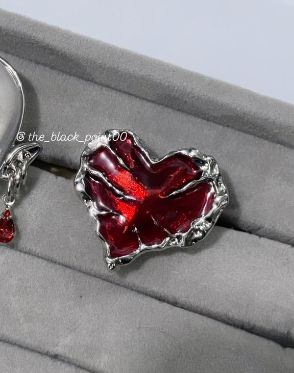 gothic rings Image 1 Preview