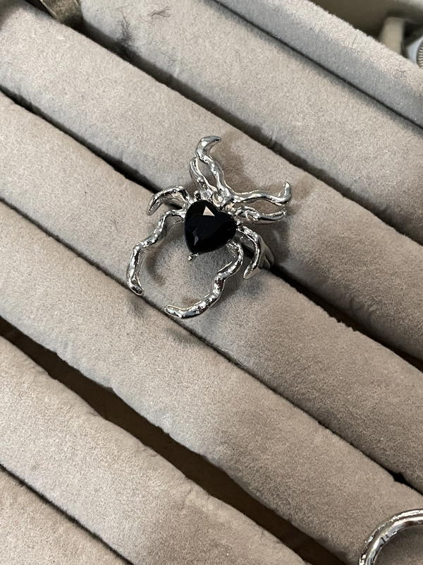 gothic rings Image 1 Preview