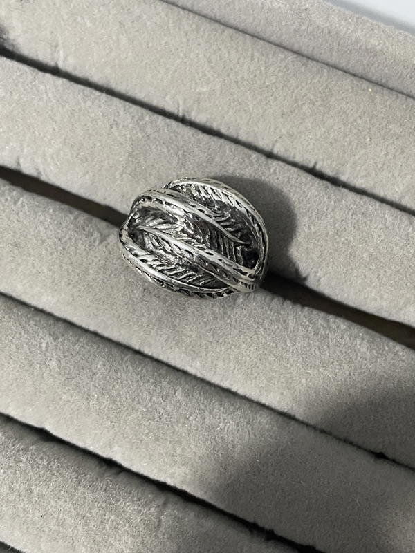 gothic rings Image 1 Preview