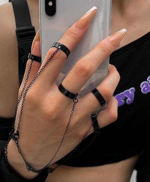 hand chain Image 1 Preview