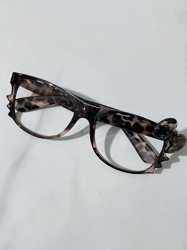 hello kitty glasses (بدون عسات ) Image 1 Preview