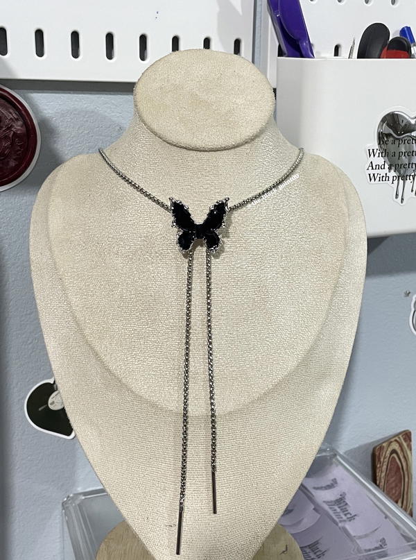 Chunky Necklace Image 2 Preview