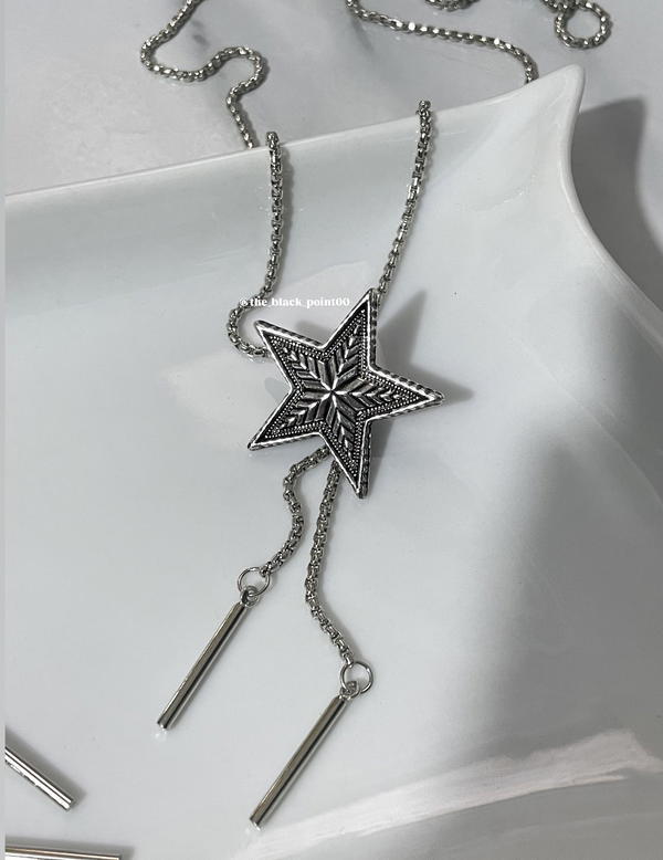 Chunky Pentagram Necklace Image 2 Preview