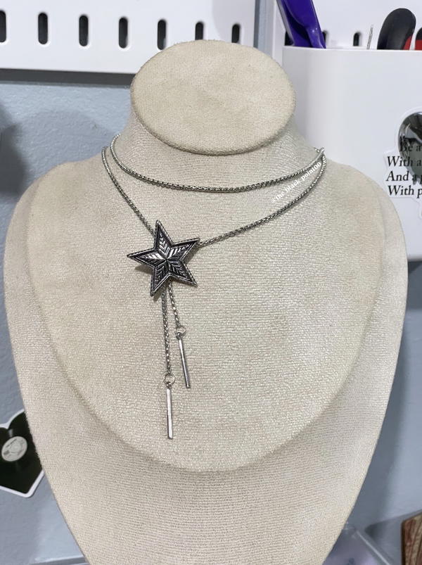 Chunky Pentagram Necklace Image 3 Preview