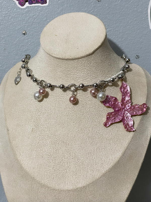 Lilly Flower Pearl Tassel Necklace Image 2 Preview