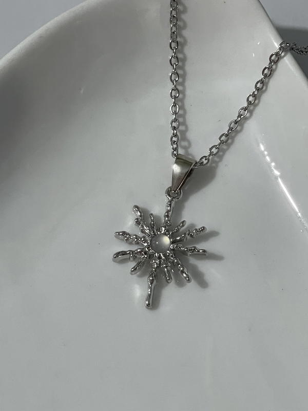 necklace  Image 1 Preview