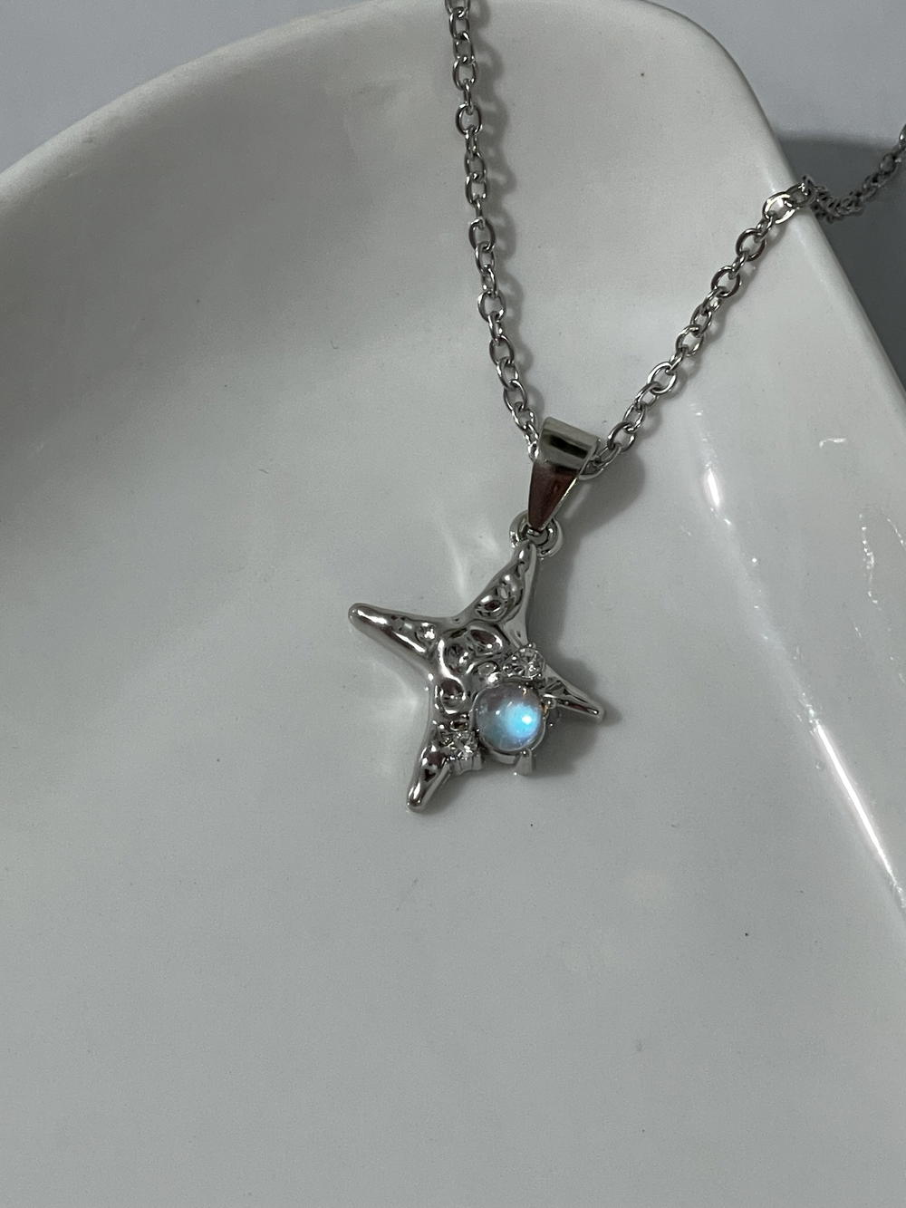 necklace  Preview Image