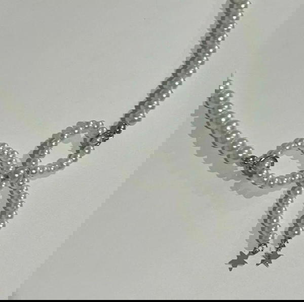 pearl bow Image 2 Preview