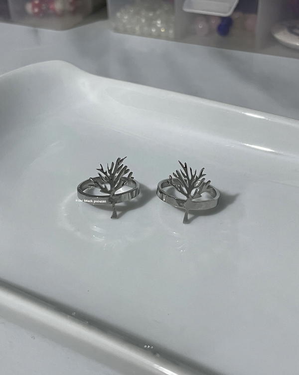 poison tree ring (Stainless Steel & Free Size) Image 3 Preview