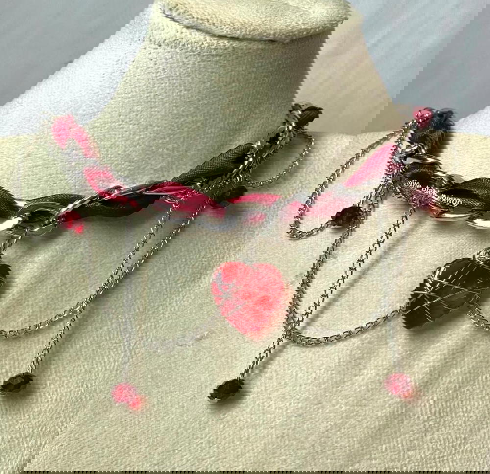 red heart necklace  Preview Image