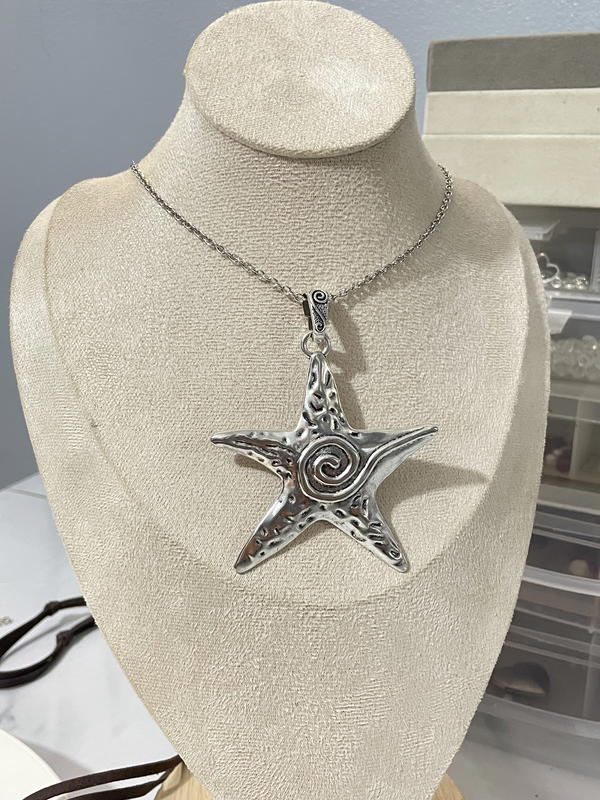 silver star Image 2 Preview